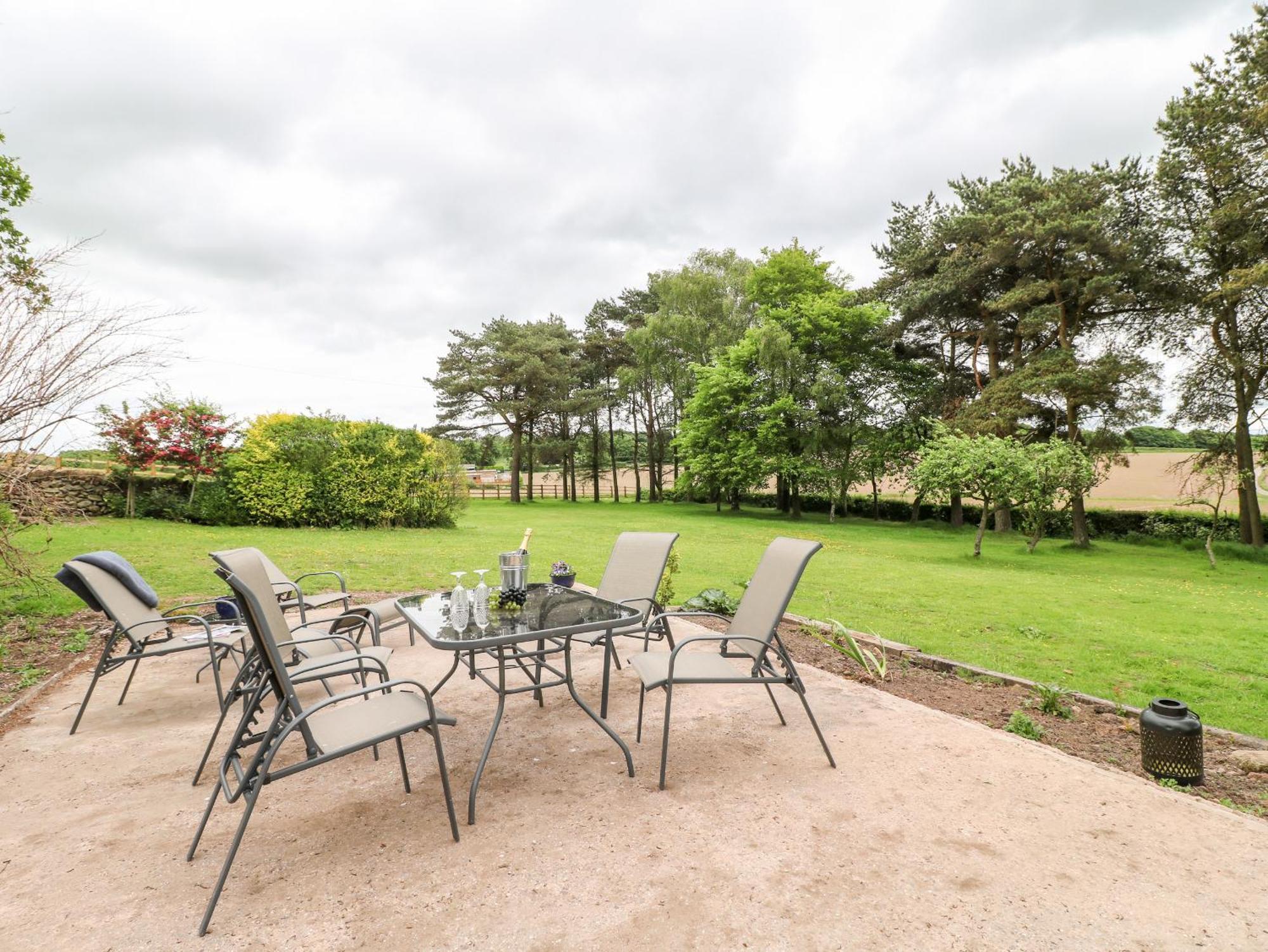 Villa Fields Farm Draycott in the Moors Exterior foto